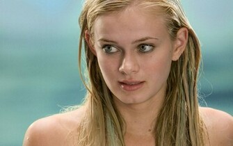 Sara Paxton Wallpaper Celebrities Girls