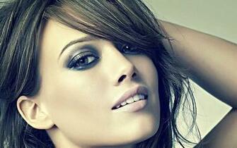 Hilary Duff Beautiful Face Wallpaper For Desktop