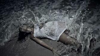 Beach Girls Black And White HD Wallpaper Of