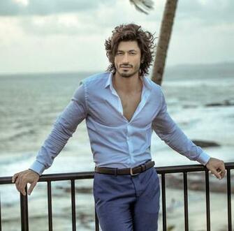 Vidyut Jamwal Wallpaper HD Image Pictures Watch Mazale