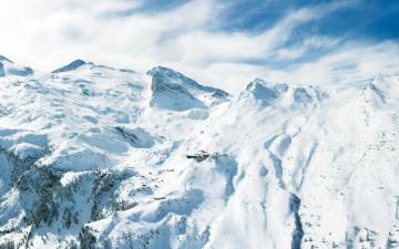 Snowy Mountain Landscape Wallpaper