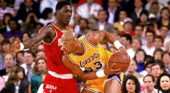 Hakeem Olajuwon Owns Of Last Nba Performances Magic Johnson