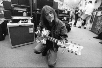 Morre Malcolm Yong Fundador Do Ac Dc Ou A Cl Ssicos
