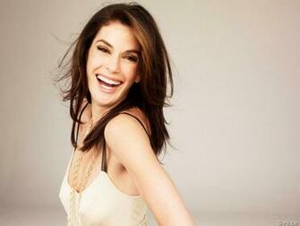 Teri Hatcher Desktop Wallpaper In Widescreen