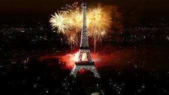 Eiffel Tower Christmas Nice HD Wallpaper Wide