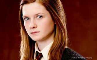 Bonnie Wright Wallpaper