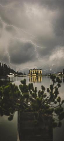 Lake Misurina iPhone X Wallpaper