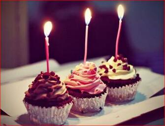 Happy BirtHDay Cupcakes HD Background Wallpaper