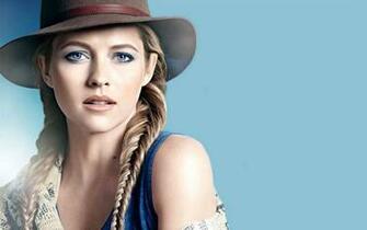 Teresa Palmer Wallpaper HD Full Pictures