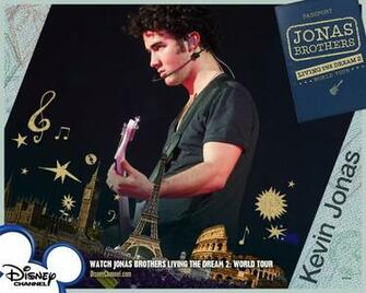 Kevin Jonas Central March Size