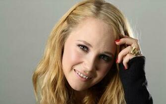 Juno Temple Wallpaper Full HD Pictures