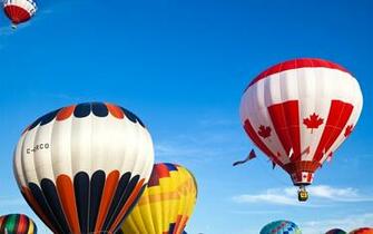 Colorful Hot Air Balloon Wallpaper HD Desktop