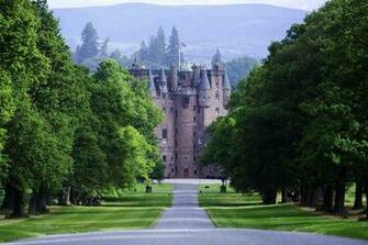 Glamis Castle HD Wallpaper Background
