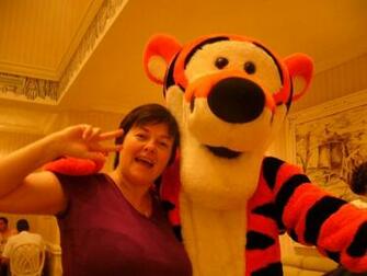 Tripwow TriPadvisor Slideshow Photo Brekkie With Tigger