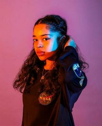Amourdess Ella Mai In Beauty Women Natural