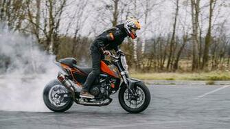 Rolling Burnout Rok Bagoro