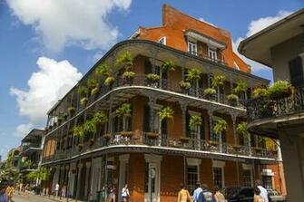Hours In New Orleans Tour West America