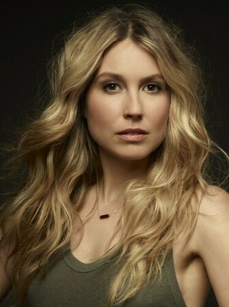 Sarah Carter Wallpaper