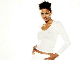 Halle Berry Desktop Wallpaper In Widescreen HD
