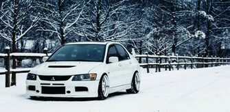 Wallpaper Mitsubishi Lancer Evo White