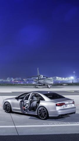 Vehicles Audi S8