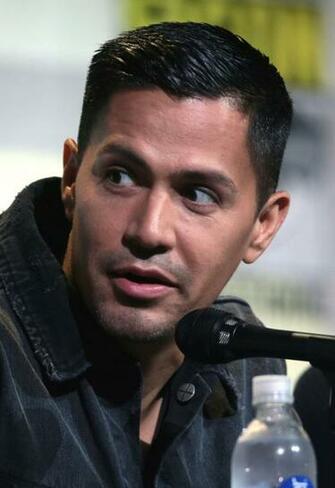 Jay Hernandez Wikipedia