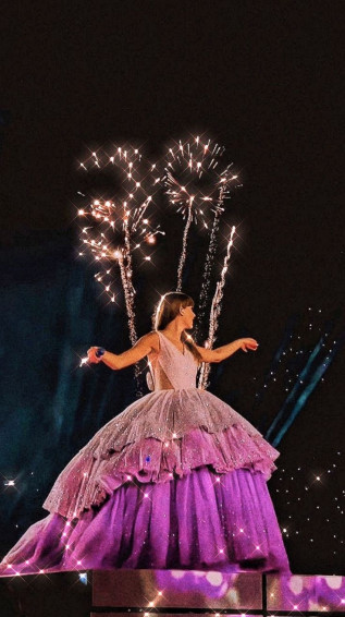 Taylor Swift The Eras Tour Wallpaper In