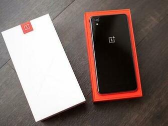 Oneplus Is Throwing In A Rosewood Case When You Buy X