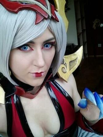 Blood Moon Elise Selfie By Mowkycosplay