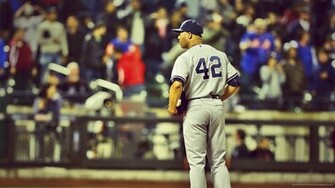 Mariano Rivera On Position Wallpaper