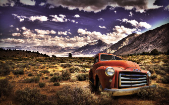 Full Screen HD Desktop Wallpaper