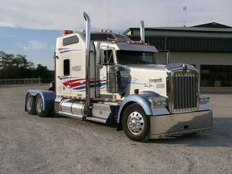 HD Kenworth W900 Semi Tractor Pictures Wallpaper