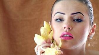 Girl Face Makeup With Flower 4k Ultra HD Wallpaper