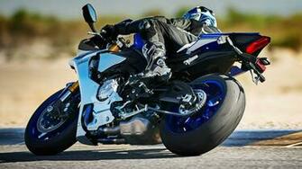 Yamaha R1 HD Wallpaper