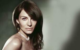 Elizabeth Hurley Wallpaper