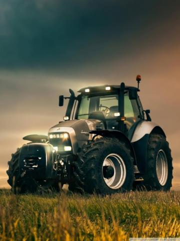 Lamborghini R8 Tractor Ultra HD Desktop Background Wallpaper For