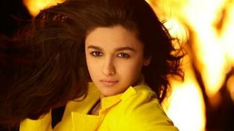Bhatt Beautiful Sexy Photo Wallpaper