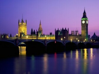 Wallpaper World London Bridge