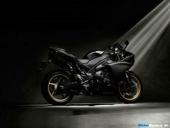 Yamaha R1 Wallpaper Bianoti