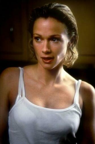 Lauren Holly News Photos Biography Videos And Wallpaper