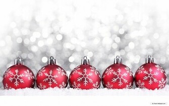 Wallpaper Holiday Christmas Ornaments