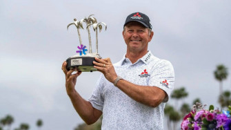 Retief Goosen Wins Galleri Classic To Grab First Title In Two Years Wallpaper