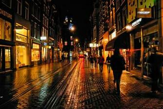 City Street Background Wallpaper