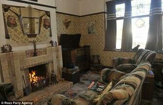 Pricey The Wallpaper Was Salvaged From A 1930s German Time Capsule