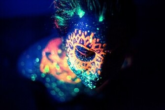 Glow In The Dark Body Painting Art Widescreen Wallpaper