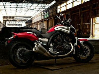 Yamaha Vmax Wallpaper Size
