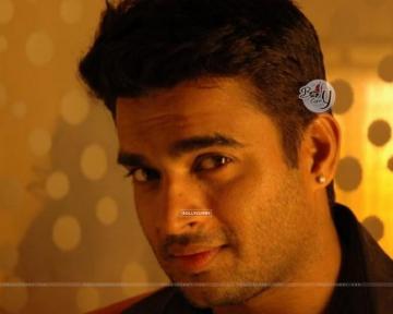 R Madhavan Wallpaper