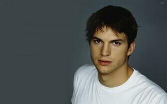 Ashton Kutcher Wallpaper Wallpaperexpert Journal