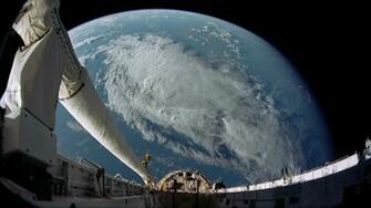 Planet Earth Discovery Channel Wallpaper
