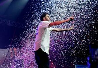 J Cole Drake Perform During Super Bowl Weekend The Source